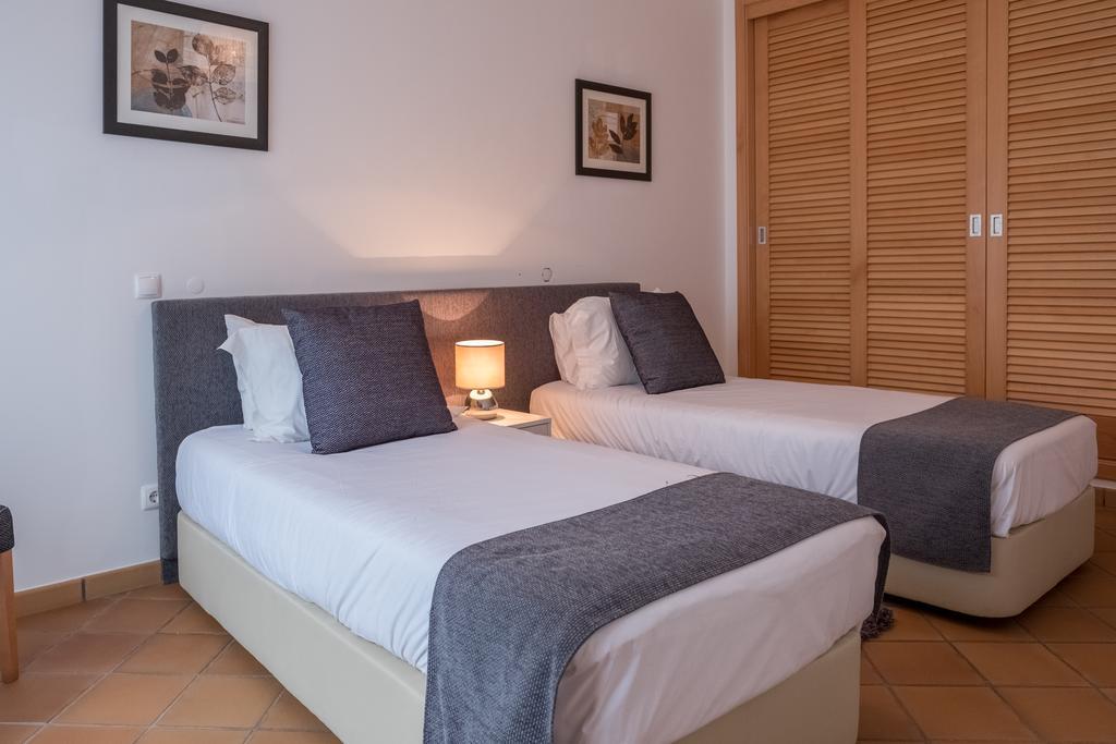 Maravilhoso T2 Vila Da Praia Amoreira  Exterior photo